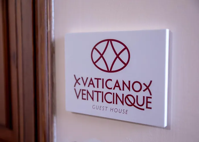 Vaticano Venticinque By Ghor Rome
