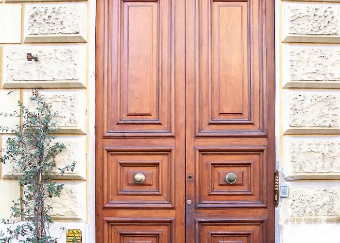 Vaticano Venticinque By Ghor Rome